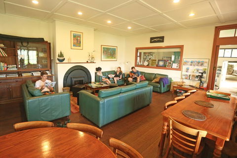 Sydney, Pittwater YHA - Tourism Noosa 3