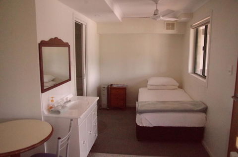 T's Resort & Motel - Tourism Noosa 2