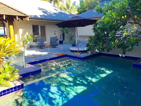 Tali Oak Beach House - Tourism Noosa 0