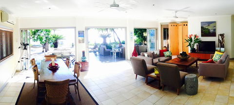 Tali Oak Beach House - Tourism Noosa 3