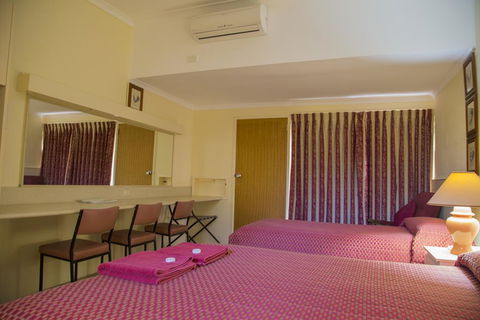 Tarra Motel - Tourism Noosa 3