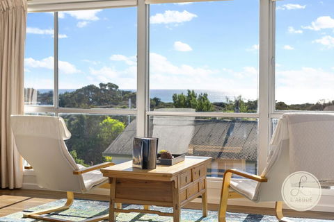 TASSIE SEASIDE SERENITY - L'Abode Accommodation - Tourism Noosa 2