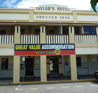 Taylors Hotel - Tourism Noosa