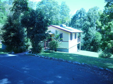 Teretre Cabins Nimbin - Tourism Noosa 0