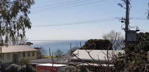 The Bay Apartment - Tourism Noosa 0