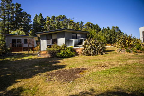 Little Norfolk Bay Events And Chalets - Tourism Noosa 3