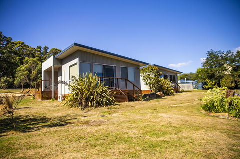 Little Norfolk Bay Events And Chalets - Tourism Noosa 1