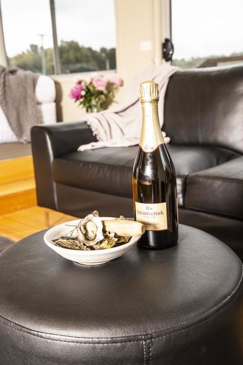 Little Norfolk Bay Events And Chalets - Tourism Noosa 9