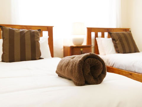 Catherine Lodge Farm Gate Cottages - Tourism Noosa 0