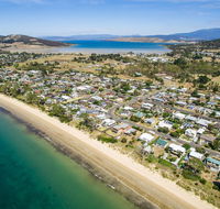 Aqua Beachfront - Tourism Noosa