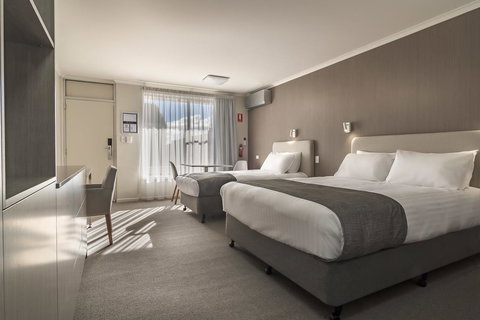 Argosy Motor Inn - Tourism Noosa 11