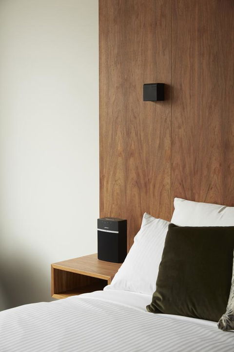 Moss Hotel - Tourism Noosa 6