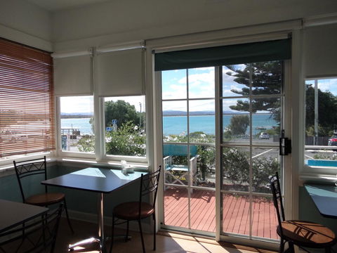 Freycinet Waters - Tourism Noosa 11