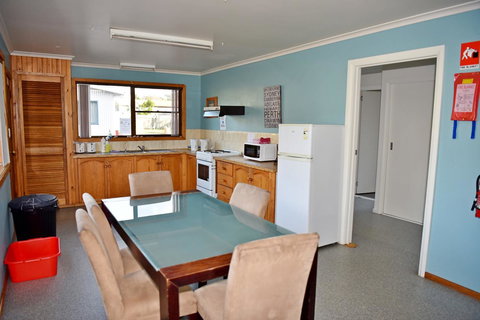 Bicheno Backpackers - Tourism Noosa 6