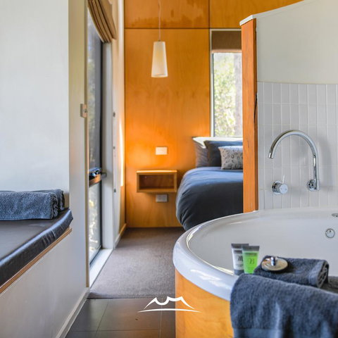 Cradle Mountain Wilderness Village - Tourism Noosa 9
