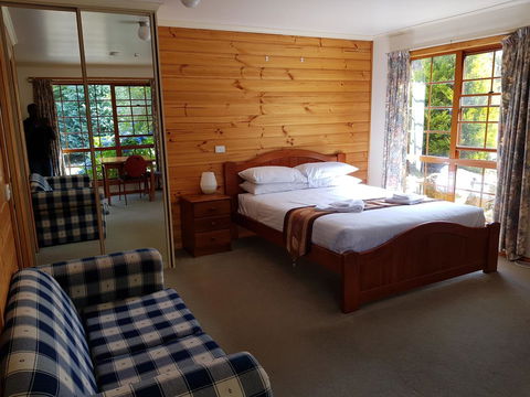 Cradle Forest Inn - Tourism Noosa 7