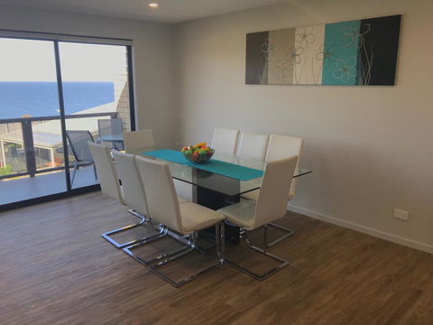 Self Contained Beach View Apartment - Tourism Noosa 3