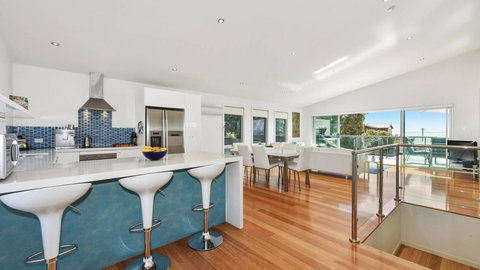 Seas The Day - Seaside Getaway - Tourism Noosa 5