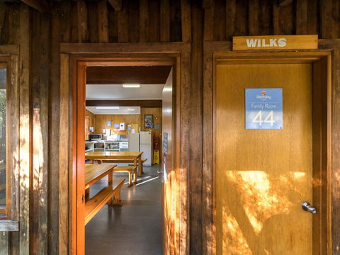 Discovery Parks - Cradle Mountain - Tourism Noosa 11