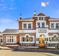 Cygnet Old Bank - Tourism Noosa