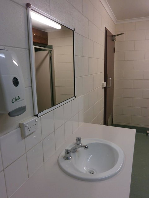 Launceston Backpackers - Tourism Noosa 10
