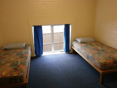 Launceston Backpackers - Tourism Noosa 15