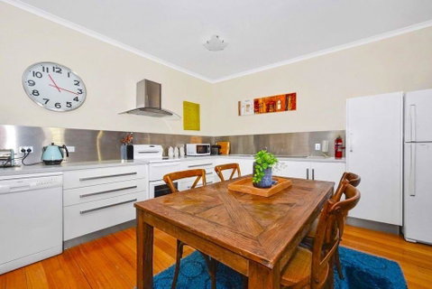 Launceston CBD Abode - Tourism Noosa 2