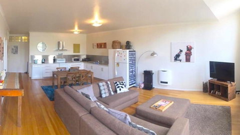 Launceston CBD Abode - Tourism Noosa 21