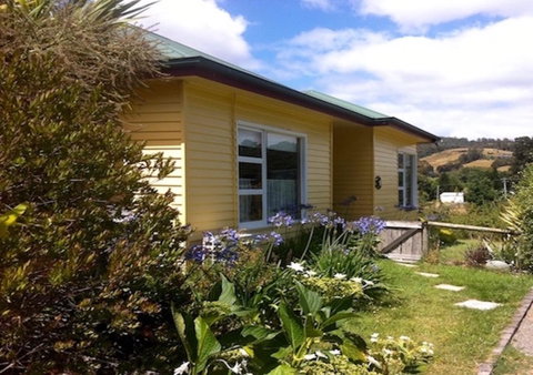 Eden Orchard & Farmstay - Tourism Noosa 1