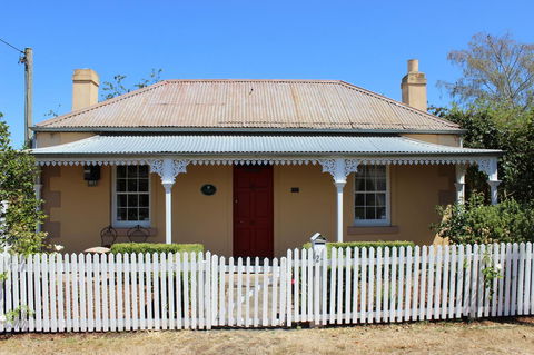 Bellamona - Tourism Noosa 0