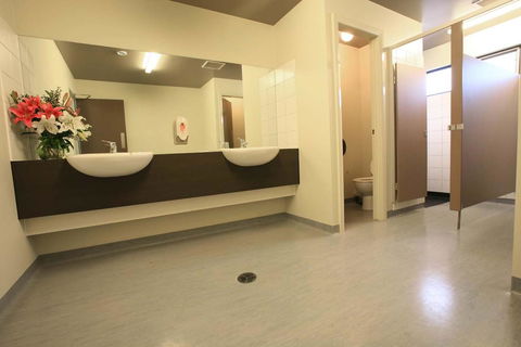 Swansea Backpacker Lodge - Tourism Noosa 9