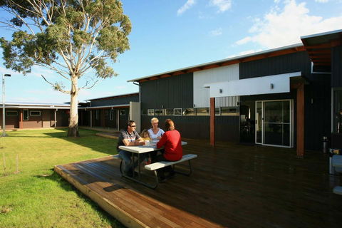 Swansea Backpacker Lodge - Tourism Noosa 15