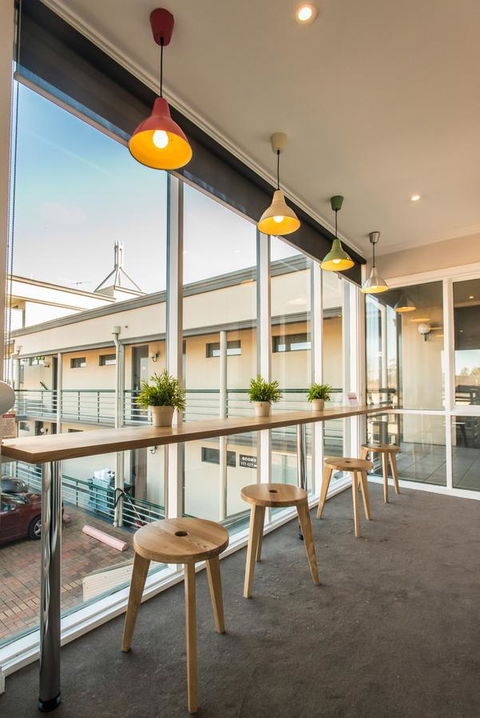 The Waverley International Hotel - Tourism Noosa 26