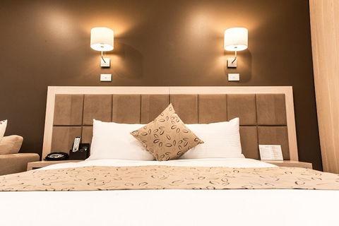 The Waverley International Hotel - Tourism Noosa 19