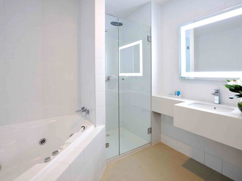 Novotel Melbourne Glen Waverley - Tourism Noosa 4