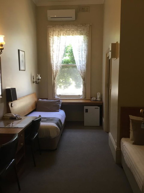 Campbell St Lodge - Tourism Noosa 24