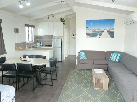 Apollo Bay Waterfront Motor Inn - Tourism Noosa 17