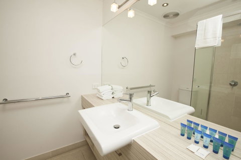 7 Falls Apartments - Tourism Noosa 19
