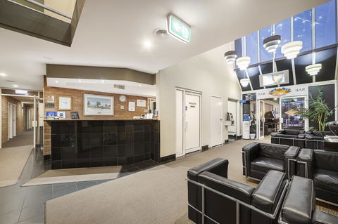 Ciloms Airport Lodge - Tourism Noosa 15