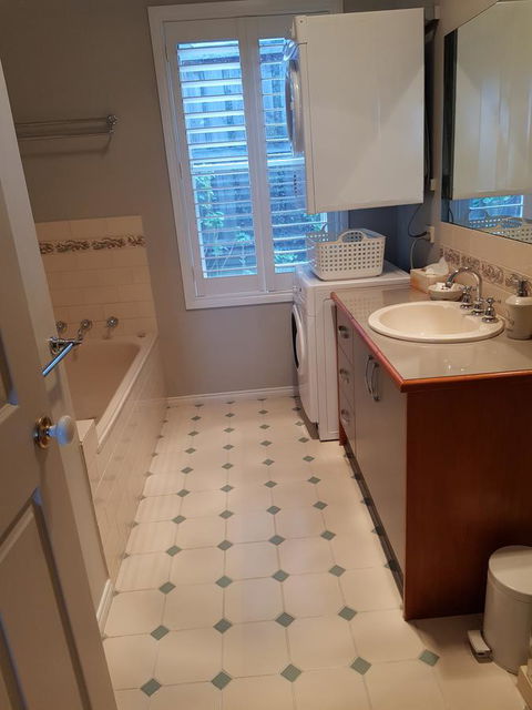 Oxford Rise Apartment - Tourism Noosa 10