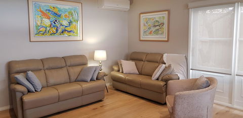Oxford Rise Apartment - Tourism Noosa 0