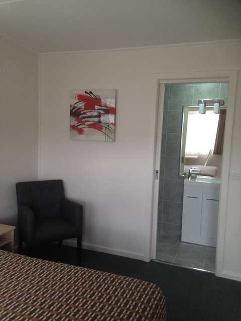 Beachcomber Motel & Apartments - Tourism Noosa 25