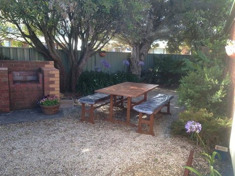 Beachcomber Motel & Apartments - Tourism Noosa 16
