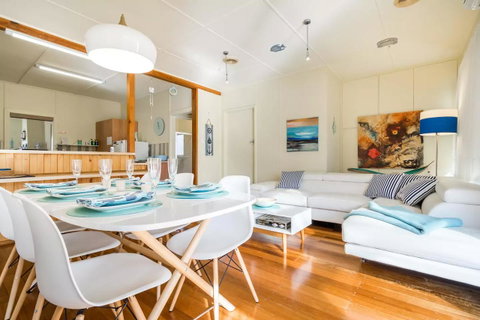 Nautique Beach House - Tourism Noosa 1