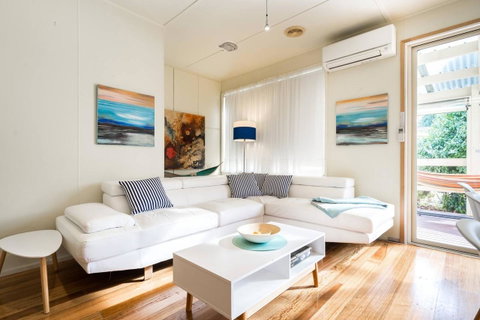 Nautique Beach House - Tourism Noosa 2
