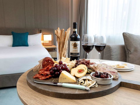Novotel Melbourne Central - Tourism Noosa 9