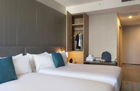 Novotel Melbourne Central - Tourism Noosa 4