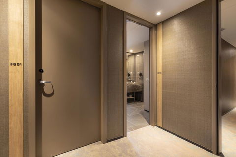 Novotel Melbourne Central - Tourism Noosa 34