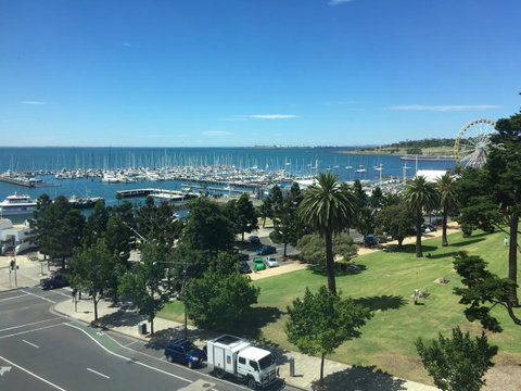 Geelong Waterfront Penthouse Apartment - Tourism Noosa 2