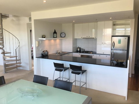 Geelong Waterfront Penthouse Apartment - Tourism Noosa 11
